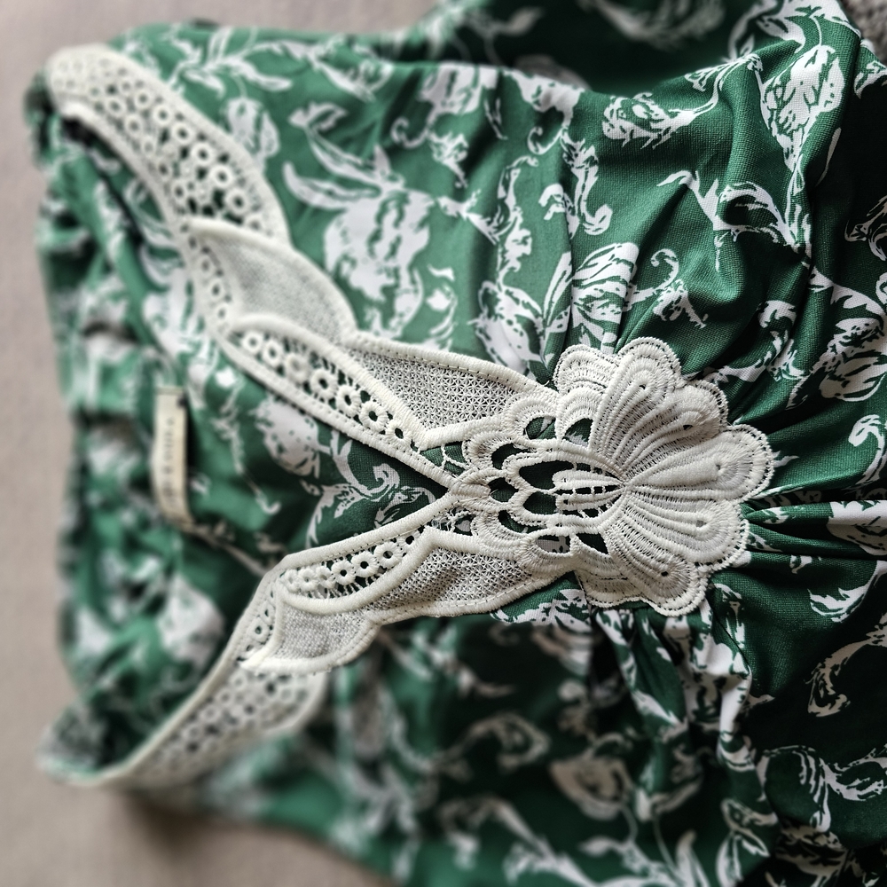 Jon & Anna Emerald Floral Blouse